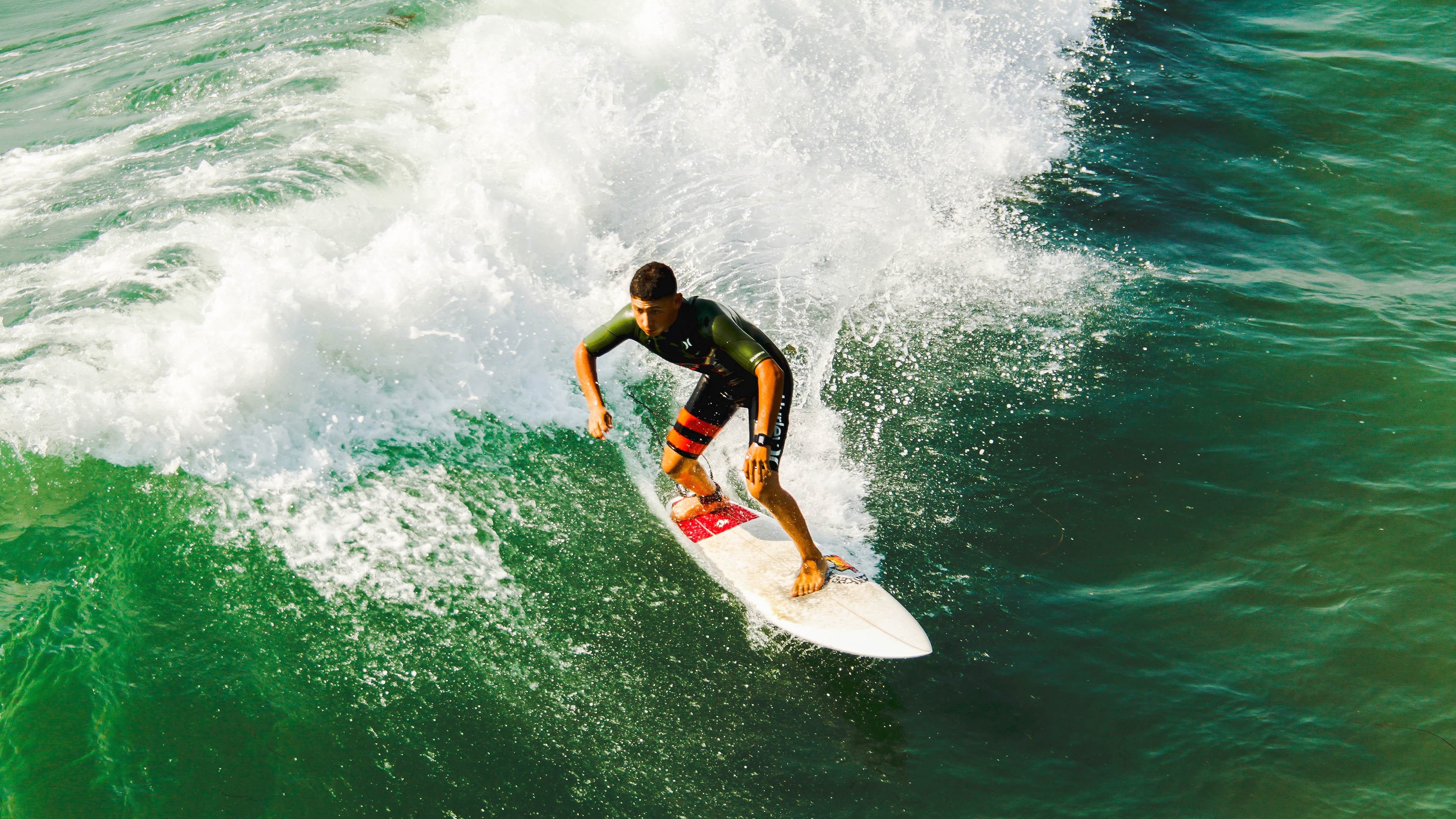 短道速滑世锦赛激战正酣 中国队力夺混合接力金牌