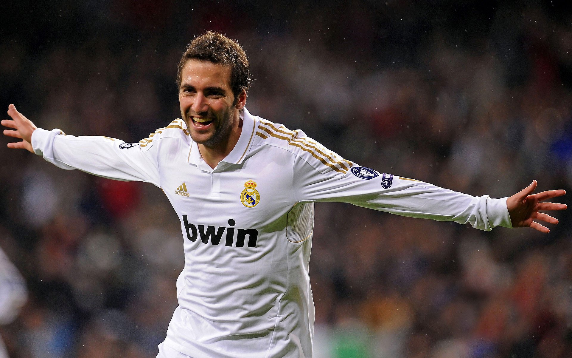 纳达尔强势晋级法网八强 红土之王再展统治力